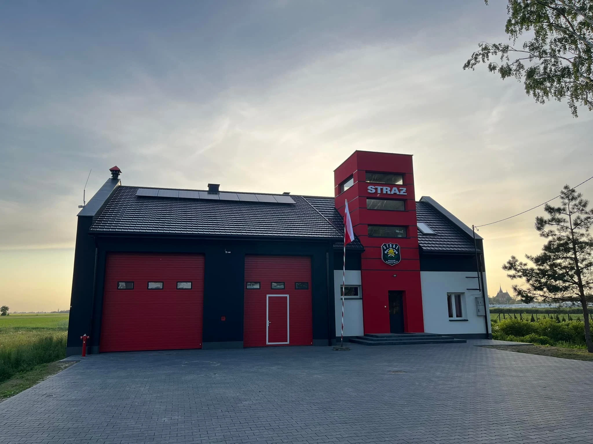 Budynek siedziby SOKiAL w Krzesku - Królowa Niwa